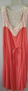 Ladies Sleeveless dress- Size Large